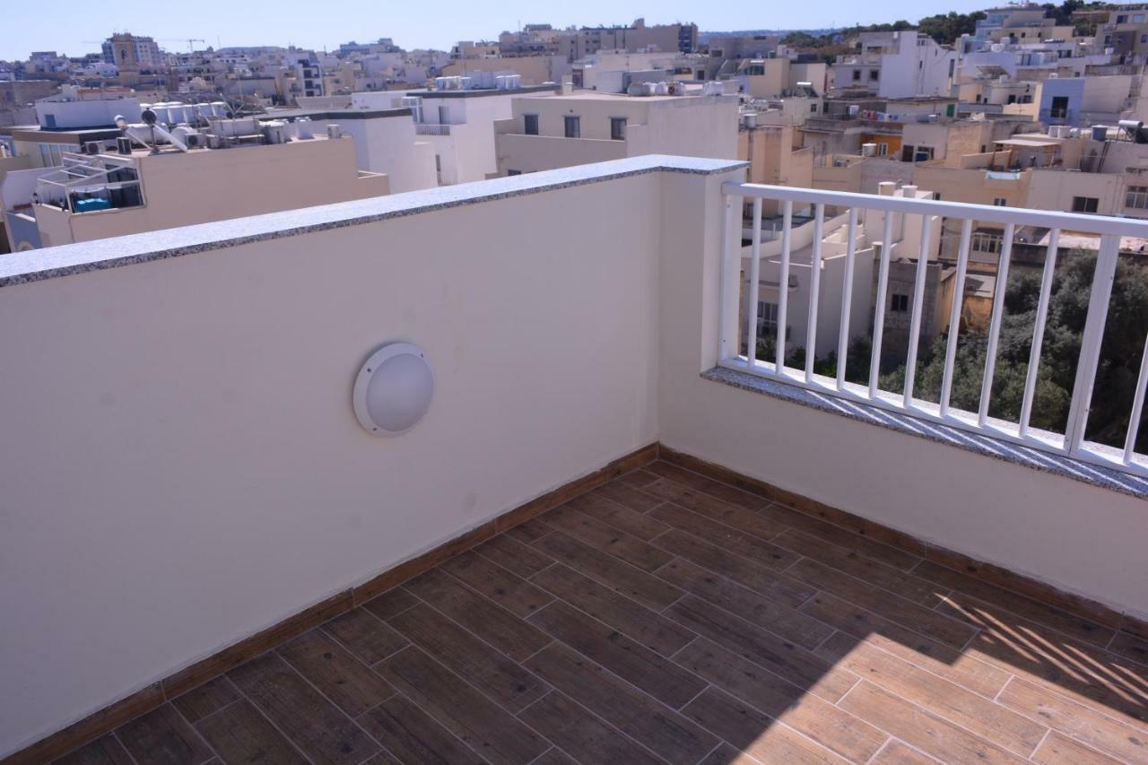 D Bay Apartments St. Paul's Bay Exterior photo